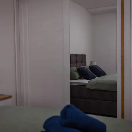 Rossun Apartment *